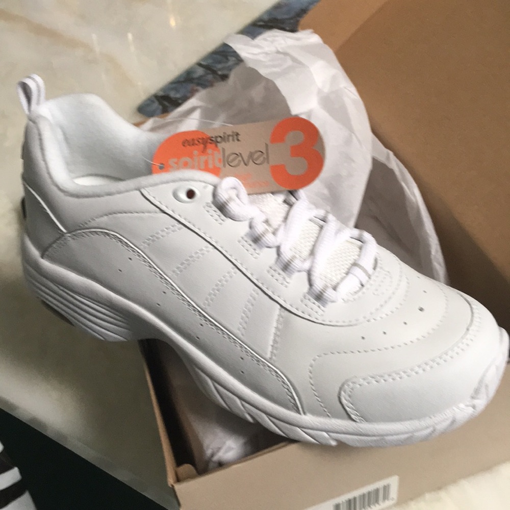 Easy spirit sneakers